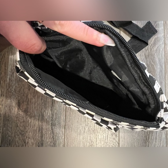 Checkered Fanny Pack - Picture 3 of 4